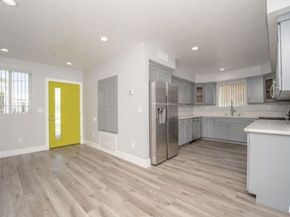 1348 E Vernon Avenue, Los Angeles CA 90011