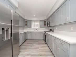 1348 E Vernon Avenue, Los Angeles CA 90011