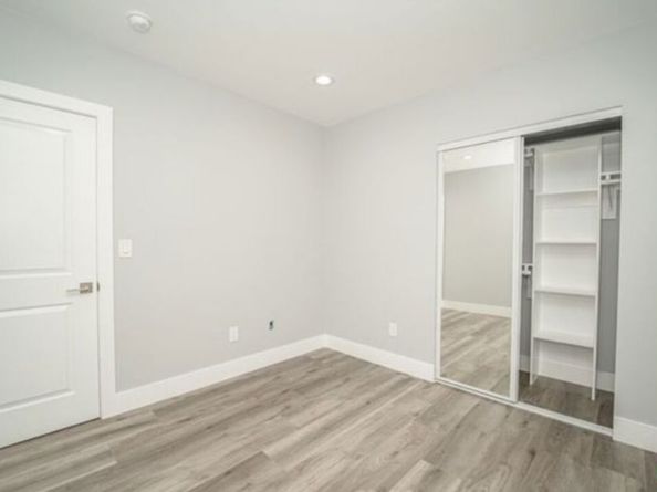 1348 E Vernon Avenue, Los Angeles CA 90011