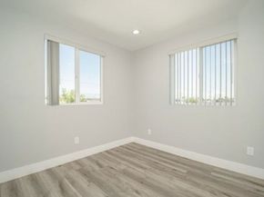 1348 E Vernon Avenue, Los Angeles CA 90011