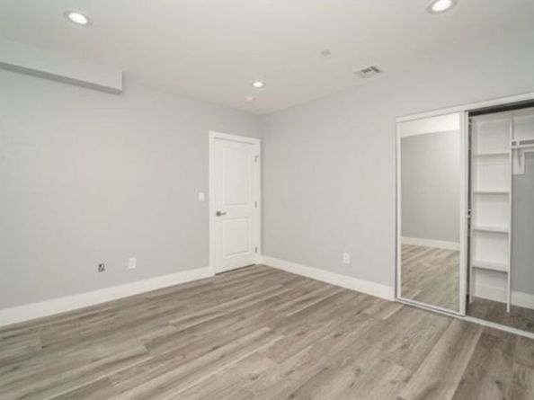 1348 E Vernon Avenue, Los Angeles CA 90011