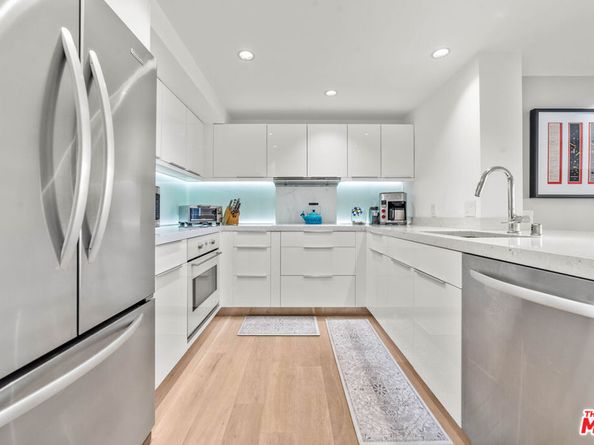 13700 Marina Pointe Drive 1416, Marina Del Rey CA 90292