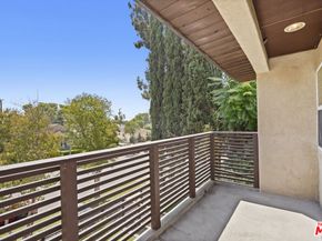 625 N Niagara Street, Burbank CA 91505