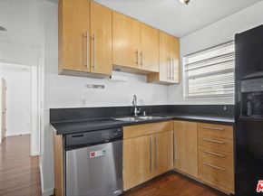 625 N Niagara Street, Burbank CA 91505