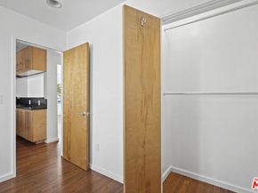 625 N Niagara Street, Burbank CA 91505