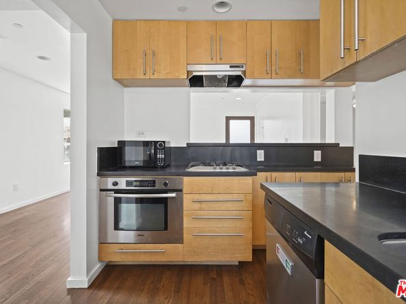 625 N Niagara Street, Burbank CA 91505