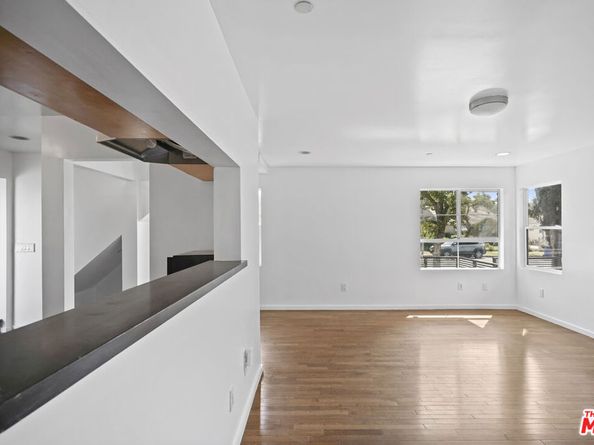 625 N Niagara Street, Burbank CA 91505