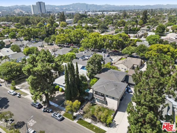 625 N Niagara Street, Burbank CA 91505