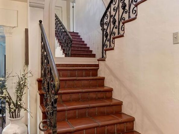101 S Fuller Avenue, Los Angeles CA 90036