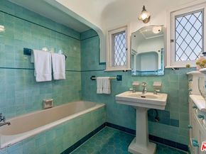 101 S Fuller Avenue, Los Angeles CA 90036