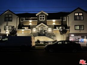 5325 Denny Avenue, North Hollywood CA 91601