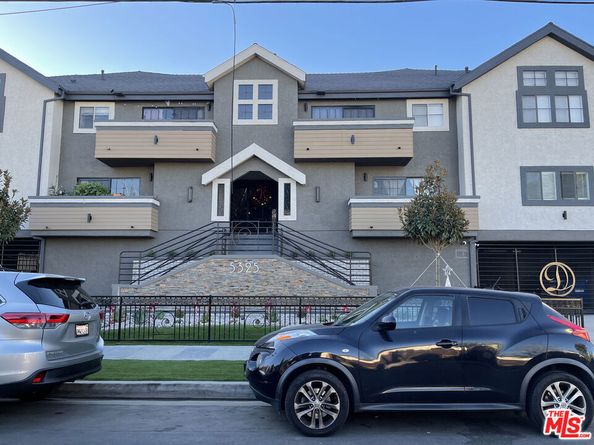 5325 Denny Avenue, North Hollywood CA 91601
