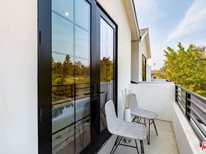 2565 Patricia Avenue, Los Angeles CA 90064
