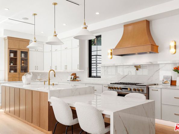 2565 Patricia Avenue, Los Angeles CA 90064
