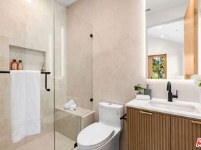 2565 Patricia Avenue, Los Angeles CA 90064