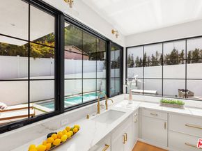 2565 Patricia Avenue, Los Angeles CA 90064