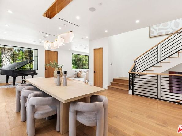 2565 Patricia Avenue, Los Angeles CA 90064