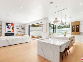 2565 Patricia Avenue, Los Angeles CA 90064