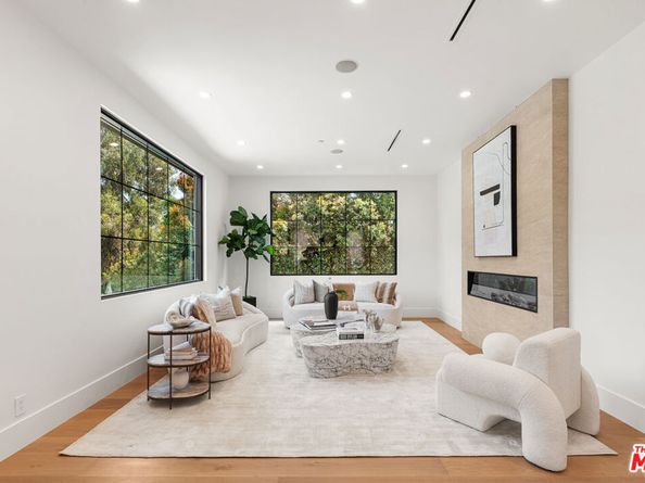 2565 Patricia Avenue, Los Angeles CA 90064