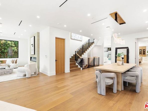 2565 Patricia Avenue, Los Angeles CA 90064