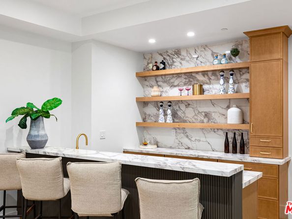 2565 Patricia Avenue, Los Angeles CA 90064