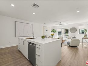 2111 N Cahuenga Boulevard 14, Los Angeles CA 90068