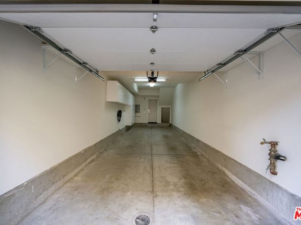 2111 N Cahuenga Boulevard 14, Los Angeles CA 90068