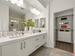 2111 N Cahuenga Boulevard 14, Los Angeles CA 90068