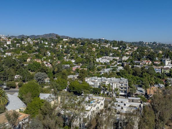 2111 N Cahuenga Boulevard 14, Los Angeles CA 90068