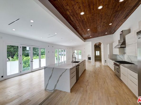 1754 Franklin Canyon Drive, Beverly Hills CA 90210