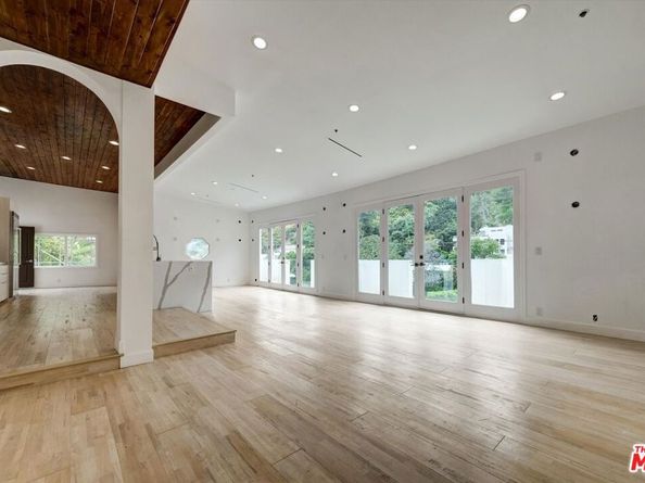 1754 Franklin Canyon Drive, Beverly Hills CA 90210
