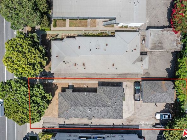 11856 Venice Boulevard, Los Angeles CA 90066