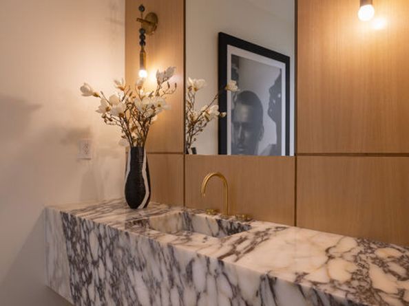 415 N Cliffwood Avenue, Los Angeles CA 90049