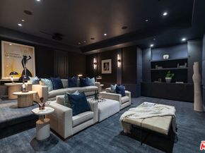415 N Cliffwood Avenue, Los Angeles CA 90049