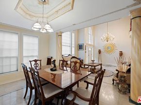 2431 Benedict Canyon Drive, Beverly Hills CA 90210