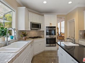 2431 Benedict Canyon Drive, Beverly Hills CA 90210