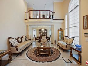 2431 Benedict Canyon Drive, Beverly Hills CA 90210