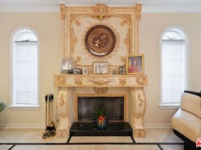 2431 Benedict Canyon Drive, Beverly Hills CA 90210