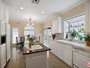 2431 Benedict Canyon Drive, Beverly Hills CA 90210