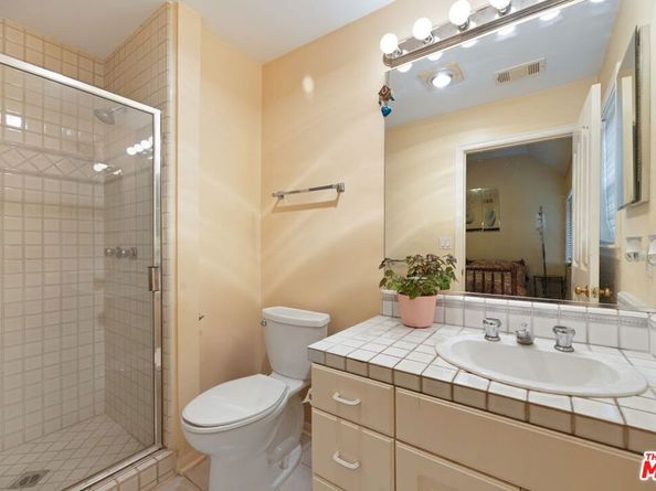 2431 Benedict Canyon Drive, Beverly Hills CA 90210