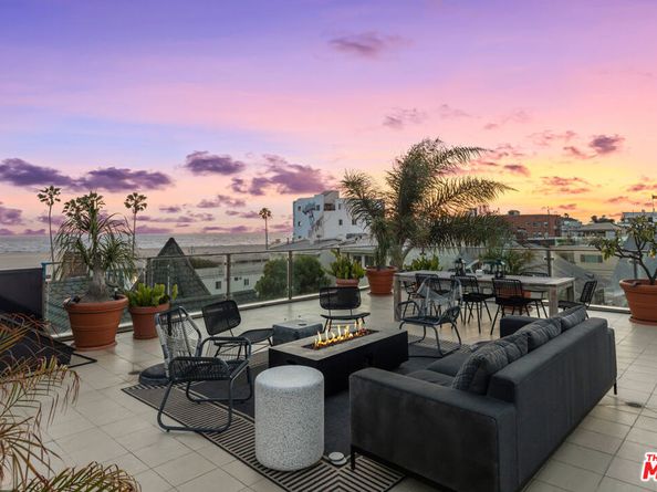 24 Clubhouse Avenue, Venice CA 90291