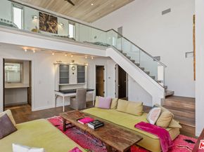 24 Clubhouse Avenue, Venice CA 90291