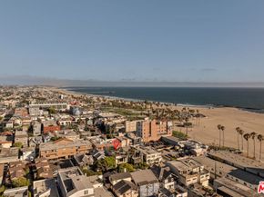 24 Clubhouse Avenue, Venice CA 90291