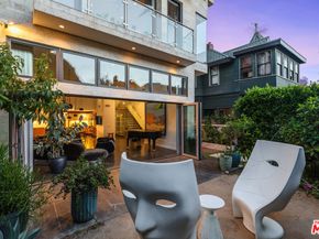 24 Clubhouse Avenue, Venice CA 90291