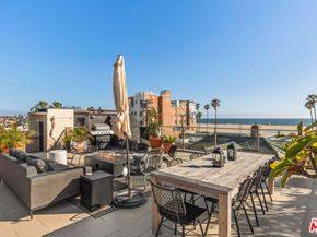 24 Clubhouse Avenue, Venice CA 90291