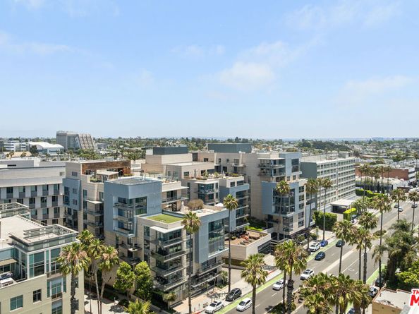 1755 Ocean Avenue 801, Santa Monica CA 90401