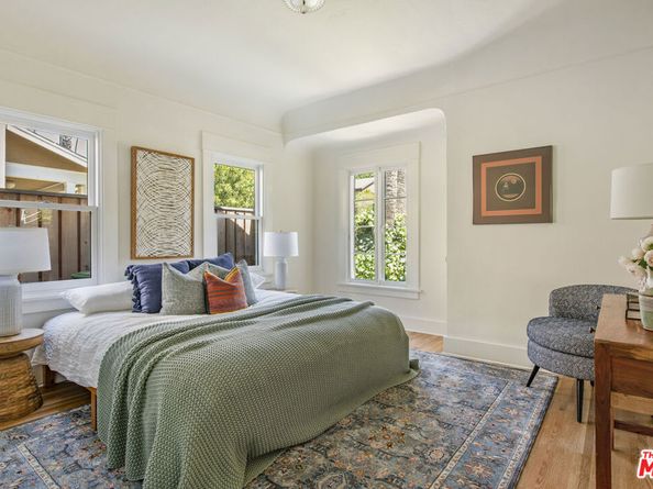 1355 N Benton Way, Los Angeles CA 90026
