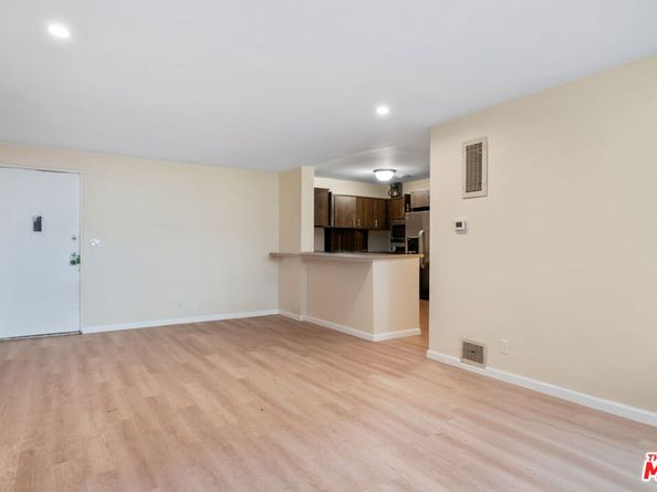 6605 Green Valley Circle 109, Culver City CA 90230