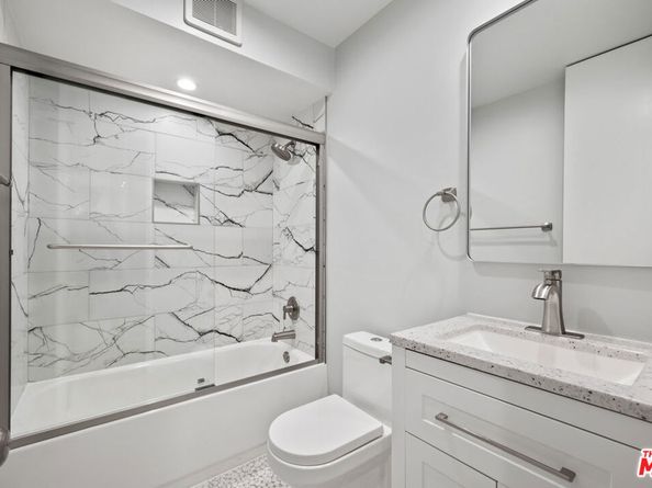 6605 Green Valley Circle 109, Culver City CA 90230