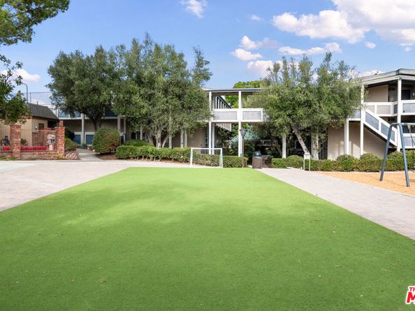 6605 Green Valley Circle 109, Culver City CA 90230